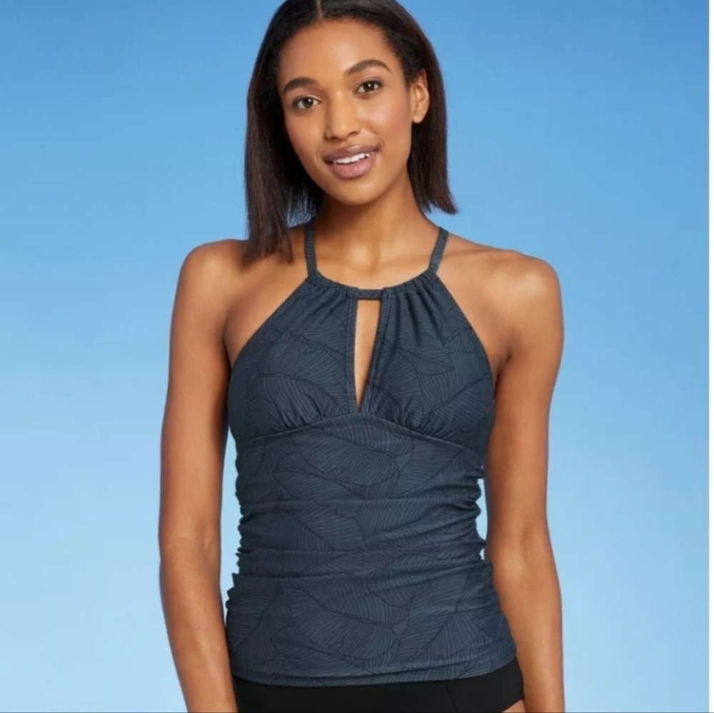 Kona Sol swimsuit top size S